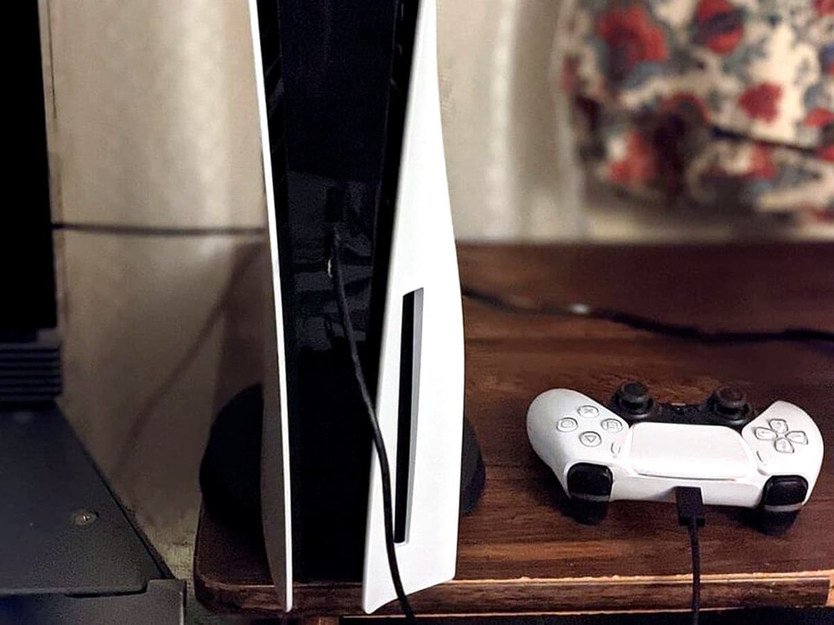 Nintendo Switch OLED + 3 Games